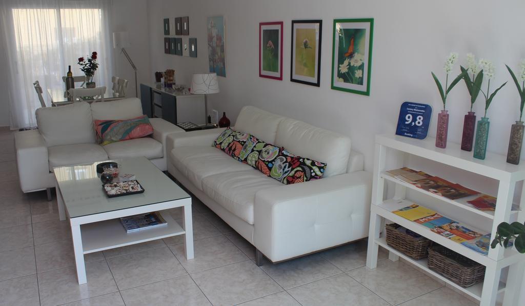 Estia Luxury Maisonette Pafos Oda fotoğraf